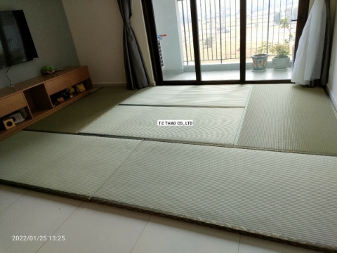 Thảm chiếu Tatami được sử dụng trong phòng khách